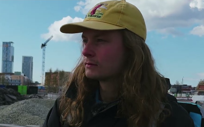 Still from Delivery Boy
