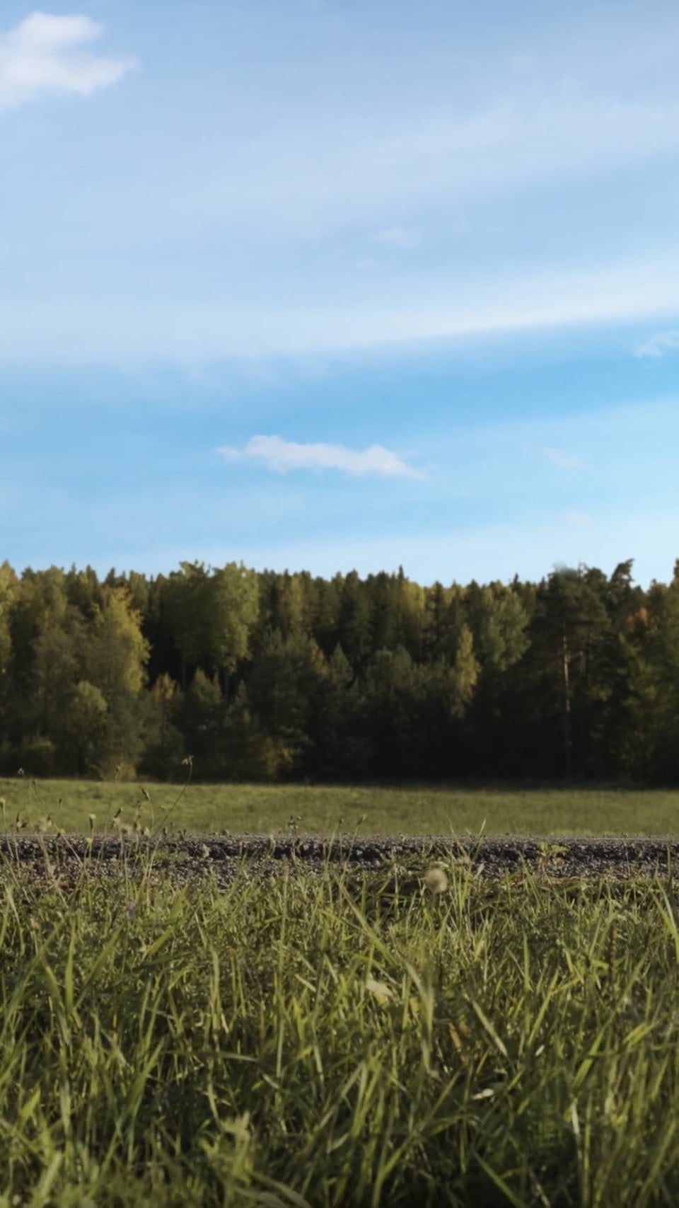 Still from the Vevi Keskitysrenkaat commercial
